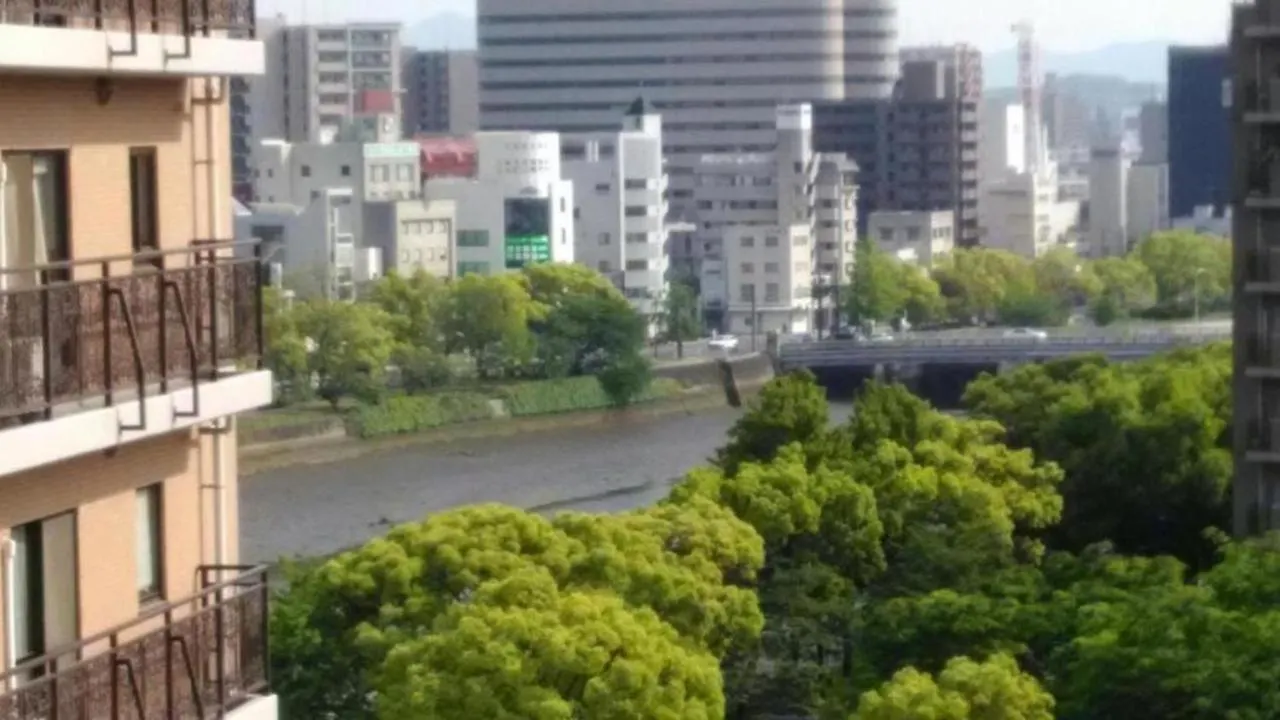 Female-Friendly Rooms At Crane Peace Tower Hiroshima Apartment